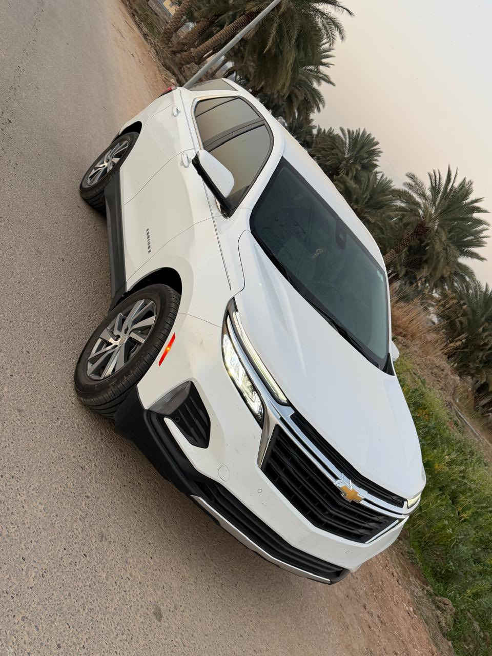 شوفرليت إكوينكس 2024 بحالة الوكالة! 🌟
سيارة عائلية، اقتصادية، وبمظهر رياضي أنيق. جاهزة للاستخدام ولا تحتاج لأي مصاريف. (دخول جديد )
الموديل: 2024 Ls فول عده الفتحه 
المسافة المقطوعة: 12mi
المحرك: 1.5 لتر توربو (قوي واقتصادي جداً في الوقود)
المواصفات:
بصمة تشغيل ودخول ذكي.
شاشة كبيرة تدعم Apple CarPlay و Android Auto لاسلكياً.
نظام رادار وتحديد مسار.
كاميرات عدد 4 /360درجه  وحساسات.
صالون واسع ومريح جداً للمسافات الطويلة.
الحادث جداً بسيط تصليح بسيط في قبق الصندوق والباقي. كفاله عامه السياره دخول جديد وباسمي وايرباكات كلها سليمه 
اي استفسار الاتصال على الرقم 
📍 الموقع: كربلاء 
📞 للتواصل والاستفسار
 ***********
***********
