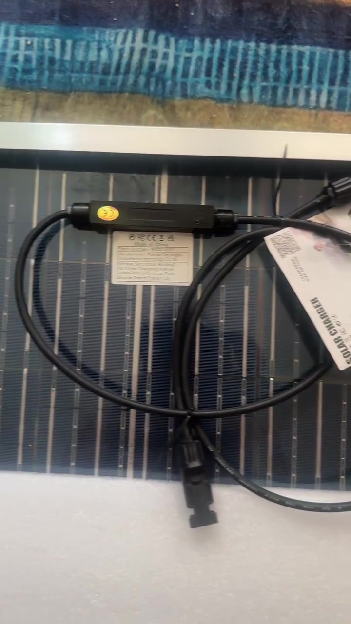 توفرت الألواح  طاقة شمسية طول 100*50 العرض
100w سعر القطعه 
65 الف مع توصيل تتوفر قطعتين


**إذا كنت صاحب هذا الإعلان وتريد حذفه لأي سبب، رجاءا أرسل رسالة إلى الدعم الفني**