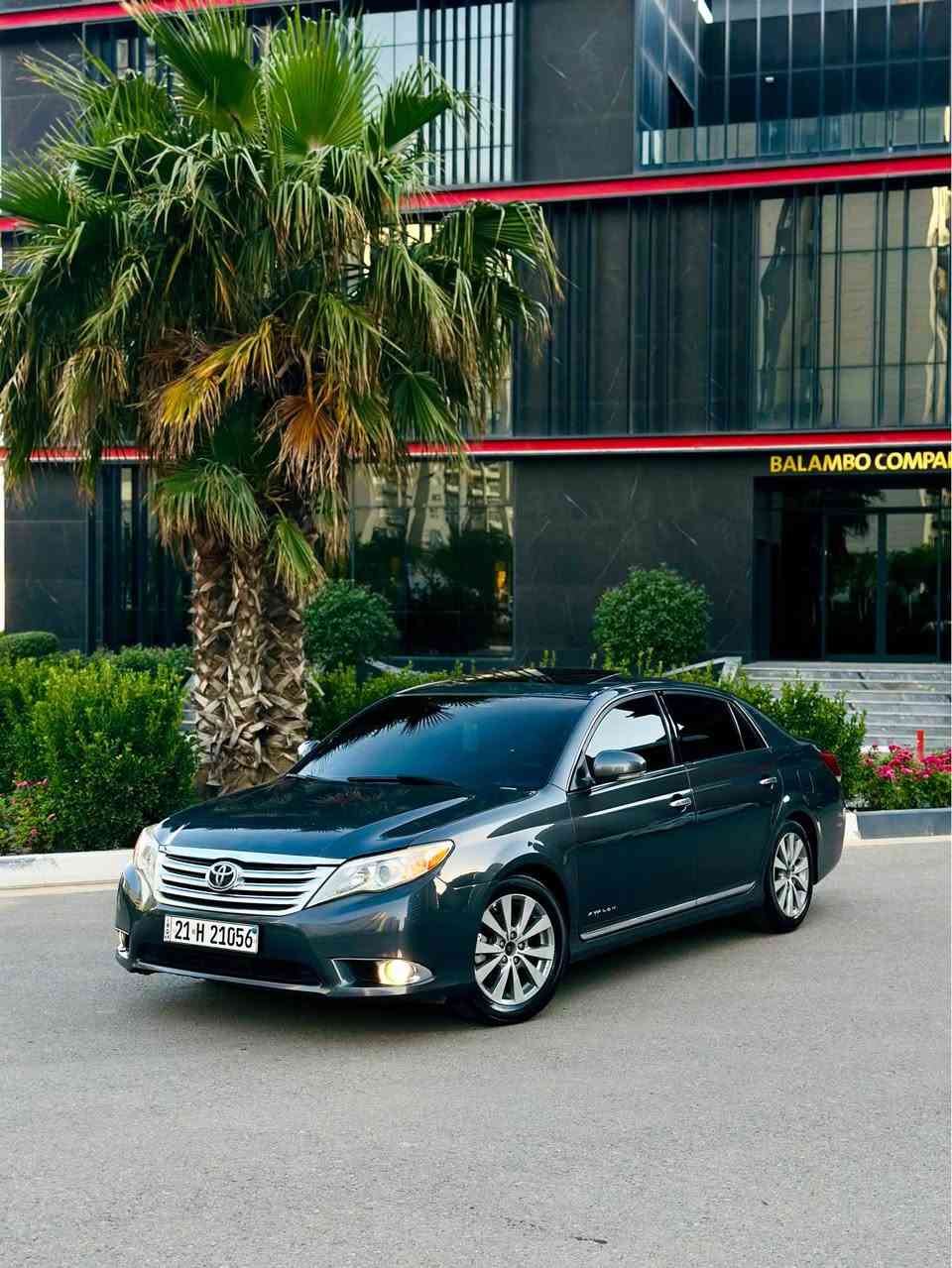 Avalon 2011 amrki 
‎سعر مناسب 
‎ماشي150كم
‎سيارة قتعه صبخ
‎رقم و سنوي هزه فحص جديد بسمي 
‎تحويل وكآلة حاضر بنفس آليوم 
‎محرك ٦ سلندر ٣٥٠٠ ممفتوح برغي 
‎مواصفات فتحه . كشنات جلد و كهرباء. رادار. 
‎كشنات تدفية. شاشة و كاميرآ خلف. 
‎تبريد قطعتين. تحديد سرعة. ٣ نضام قيادة
‎ مرايه كهربائي. بعد
‎محرك كير مكفول
‎كتلوكات بلادي موجودة 
‎السعر: $١٥٥
‎مكان سليمانية
*********** السليمانية, العراق
