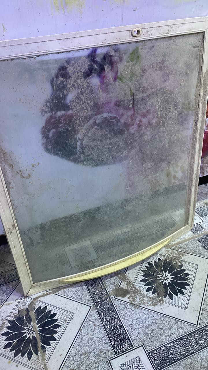 سلام عليكم ، جامات مجمده للبيع منحنيه
للتواصل ***********
