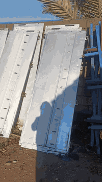 السلام عليكم اجناب 80
كل عيب مابيهن 

طول 13.60هن الباب ودعم

***********
