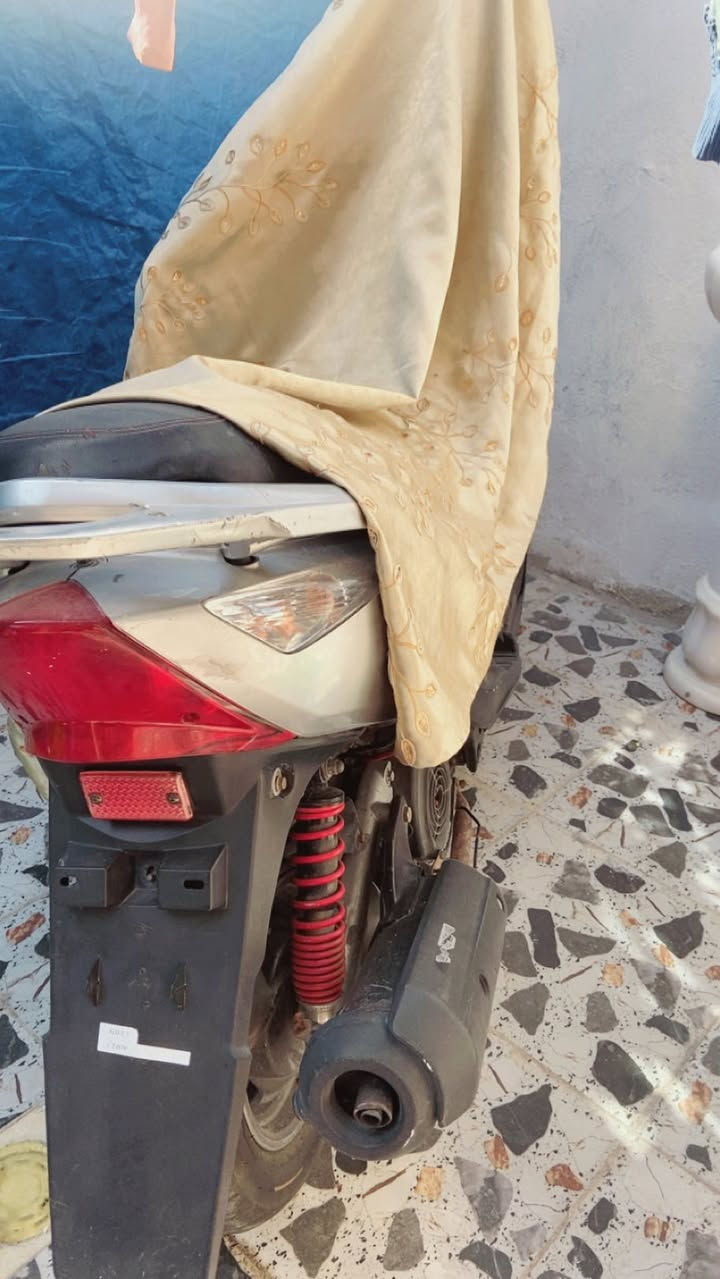 ‏تراجع ماكس عدلة نظيفة جدا جدا كفرات بلادي
للبيع بسعر مستعجل 450 
***********
