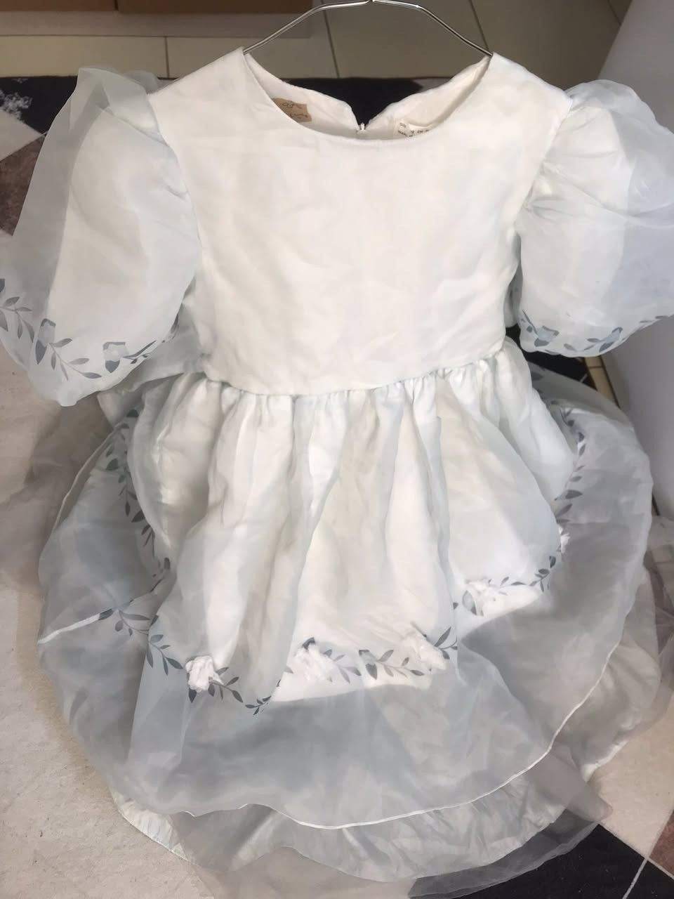 بدلات للبيع يلبسون عمر من 8ال10سنوات


**إذا كنت صاحب هذا الإعلان وتريد حذفه لأي سبب، رجاءا أرسل رسالة إلى الدعم الفني**