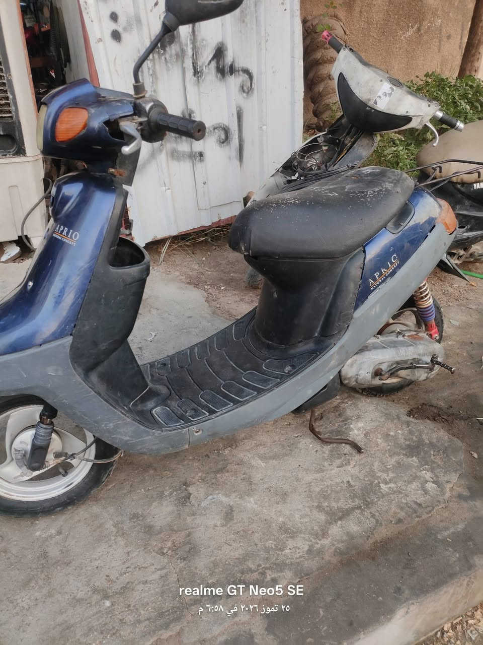 للبيع شغاله ما مفتوحه كابريتر بلادي نقصه كهربائيات + قفل ستيرن و قفل جنطه سعر 170الف وبيه مجال 
عنوان بغداد البلديات ***********
