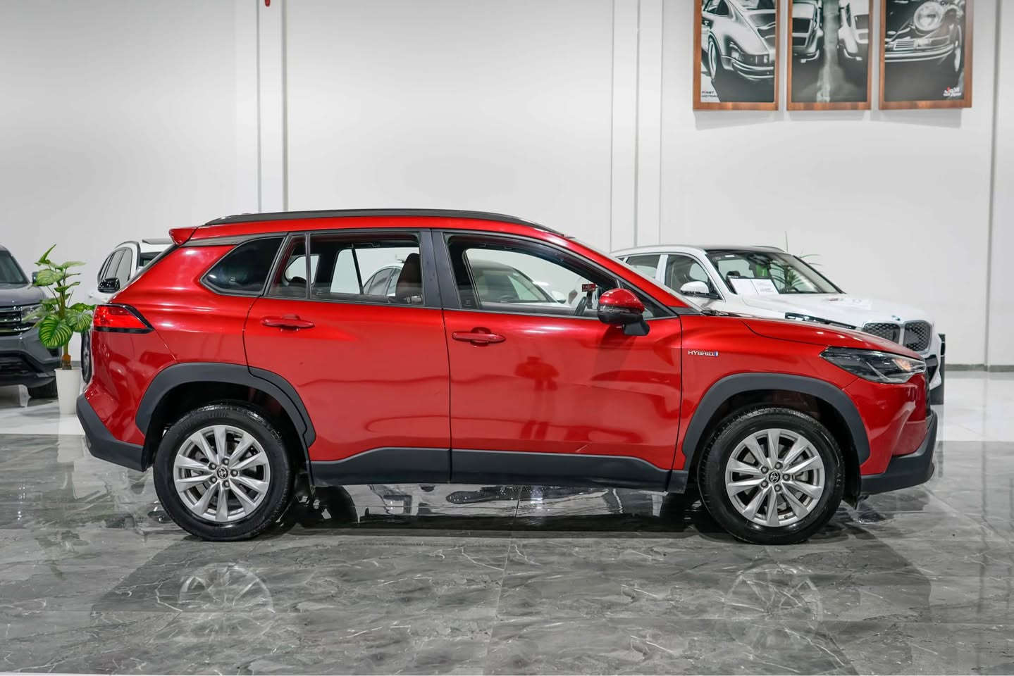 کوردی /عربی 
*********
دروستكراوي : TOYOTA 
مۆدێل : Corolla Cross
ساڵ :2023
بزوێنەر :v4 hybrid 
بگۆری بزوێنەر : automatic 
سوتەمەنی : بنزین 
دۆخ : وکالە
ماوەی ڕۆشتوو:21000 km
نرخ :  18500
تابلو ئوتومبێل : erbil 
***********
النوع: TOYOTA
المودیل :  COROLLA CROSS 
سنة: 2023
المحرك :V4 hybrid 
ناقل الحركة: automatic
نوع الوقود : بنزين 
الحالة: وکالە 
عدد اميال :21000 km
السعر:  18500$
رقم السیارە:اربیل 
**********
***********
*********** أربيل, العراق
