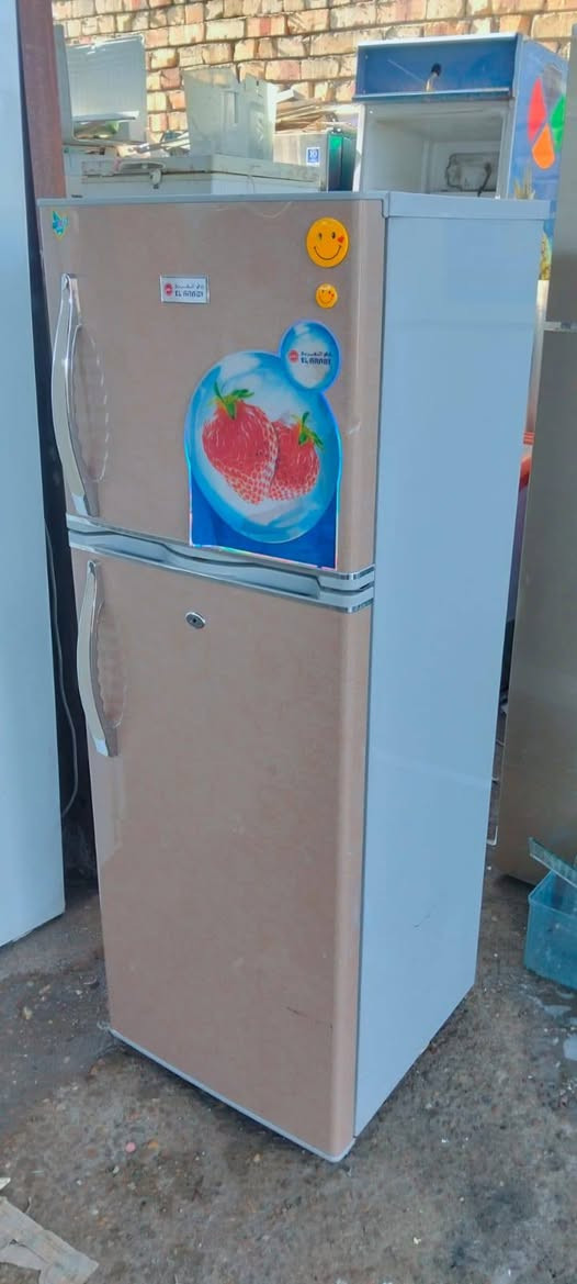 ثلاجات مستخدمه للبيع نضيفات جدا 
 «حجم 12قدم» سعر القطعة الوحده «125الف» فووول تجميد وتبريد وعلى الفحص والضمان العنوان بغداد المشتل مجمع فدك قرب المجلس البلدي رقم ابو علي للاستفسار «***********»
