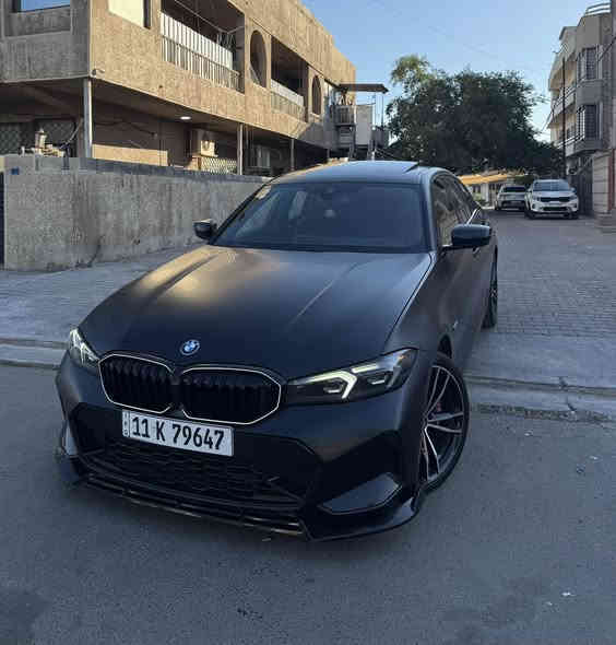 السلام عليكم . 
للبيع : Bmw 330e 2023 M Package . 
السيارة ٣ انظمة قياده ( بانزين ، هايبرد ، كهرباء )
تو ويل خلفي 
الضرر : السياره اخت الكلييين ، مكفوله من ( الايرباك ، اللغود ، الشواصي ، الدواخل ) 
فقط شبر حافة البنيد صبغ اثر طخه بسيطه 
حتى الدعاميات مال سياره بلاديه بدون تبديل 
السياره ماشيه : 28,000 
السياره ام باكج بلادي من الشركه يعني مو كت تبديل . 
عليهه تغـليف افلام الحمايه ( PPF ) مات 
ضمان ١٠ سنوات بالسياره من ناحية ضرر او صيانه . 
السياره عليهه لحية اماميه M 
دفيوزر خلفي مبدل بالكامل M 
ستيرن شفتات M 
كاربون فايبر ستيرن 
ستيرن كنتارا مال M 
السياره فول مواصفات للاخير . 
رادار امامي خلفي 
حساسات امامي خلفي ومحيطي 
نقاط عمياء 
توقف ذاتي ذكي 
سلايد روف 
كراسي خزن ميموري 
سلايد روف 
وبعد بيهه خير من الله 
، بالاضافه الى السياره صفررر مسججج 
مكان السياره / المنصور - الداوودي 
سعر : 345$ وبيها مجال 
رقم / ***********
