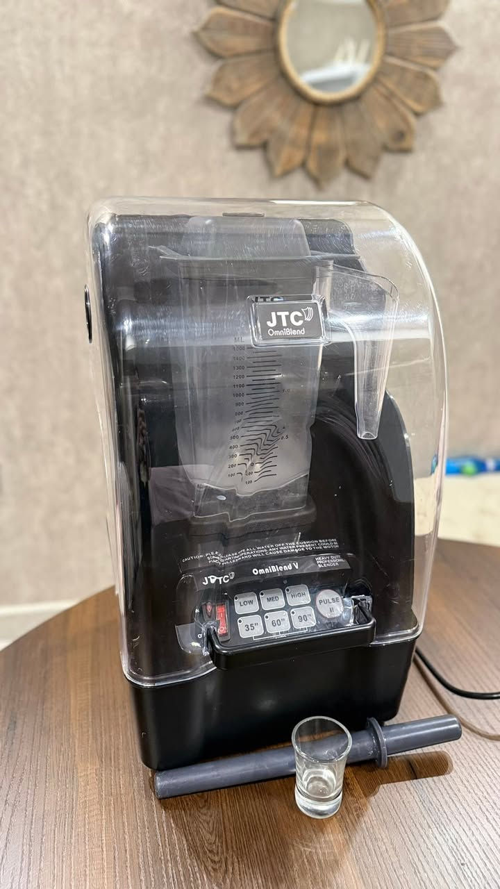 خلاط صناعي/ عازل للصوت من نوع JTC OmniBlend V
السعر ٣٠٠ الف


**إذا كنت صاحب هذا الإعلان وتريد حذفه لأي سبب، رجاءا أرسل رسالة إلى الدعم الفني**