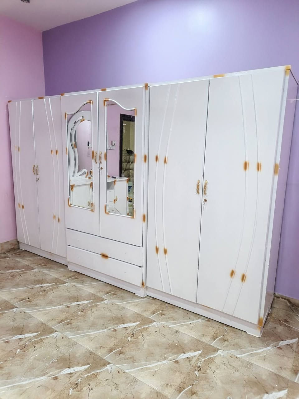 صاجي صبغناء ابيض ونعيد الخشب القديمة الحدث الموديلات مكان السماوه ***********
