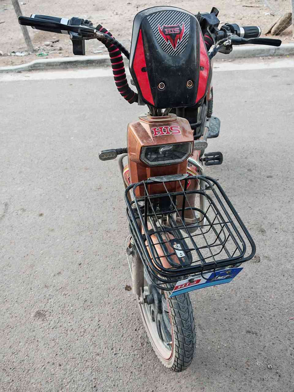 السلام عليكم دراجه شحن للبيع نضيفه مابيها شخط استعمال شهرين بسعر 500 الف هذا رقمي موجود واتساب و عل خط ***********
