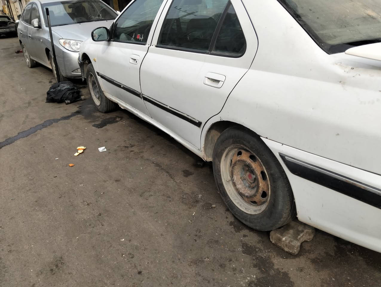 السلام عليكم يتوفر غراض بيجو ٣٠٦/٤٠٦للتصال *********** عنوان بغداد
