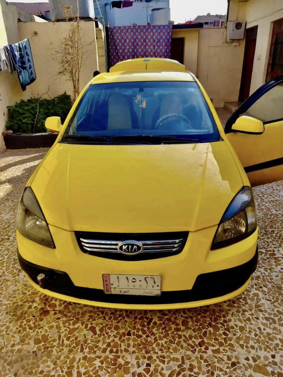 كيه ريوو امريكي
موديل 2009
كاربون بانزين ورقي بيهاا 
شرط التحويل 
ضرر جاملغ خلفي ضرر امريكي فقط
وتلكيطاات معجون بيهاا مال تكسي
طخم امامي خلفي جديد طخم تايه جديد
تدفئه تبريد جديد 
كير مكينه جدد مال كصه 
سياره جاهزه كبل للشارع
السعر83
رقم الهاتف ***********
