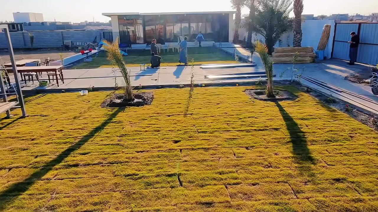 🌿✨ مزرعة للإيجار اليومي – أجواء راقية وراحة تامة ✨🌿

تدور مكان ترتاح بيه ويا أهلك أو أصدقائك؟
مزرعتنا جاهزة تستقبلك بأجواء هادئة ومتكاملة 🌴💚

📍 محتويات المزرعة:
🔥 باربكيو + مطبخ خارجي
💧 منظومة ماء متكاملة
⚡ كهرباء متوفرة بالكامل
🏠 غرف مريحة للسكن
🌿 حديقة خارجية جميلة

🎯 مميزات المكان:
⭐ صالة واسعة (تقريباً 5×7)
⭐ مساحة كبيرة ومفتوحة
⭐ مكان مناسب للعوائل والطلعات
⭐ ألعاب أطفال (مرجيحة وغيرها)
⭐ خصوصية وهدوء تام

📏 المساحة: واسعة ومناسبة لجميع الفعاليات

💰 متوفر للإيجار اليومي
(مناسب للعوائل، الأصدقاء، المناسبات الصغيرة)

📞 للحجز والاستفسار:
***********
***********

🔥 احجز يومك وعيش جو راحة بعيد عن الزحمة✔️
