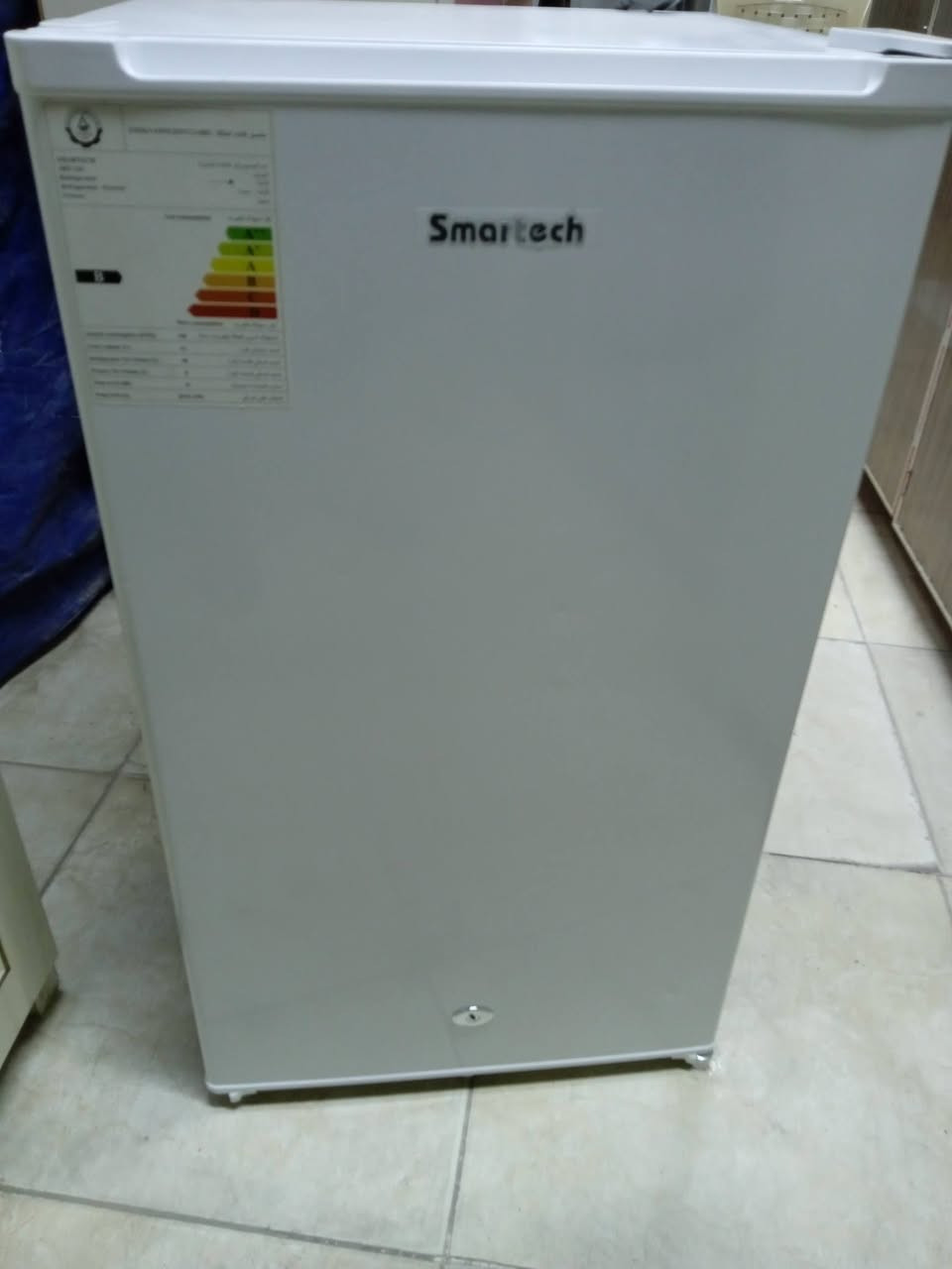 اغراض مستعمله نظيفه جدا للبيع هفلان قرب جامع سيد طيب ***********
