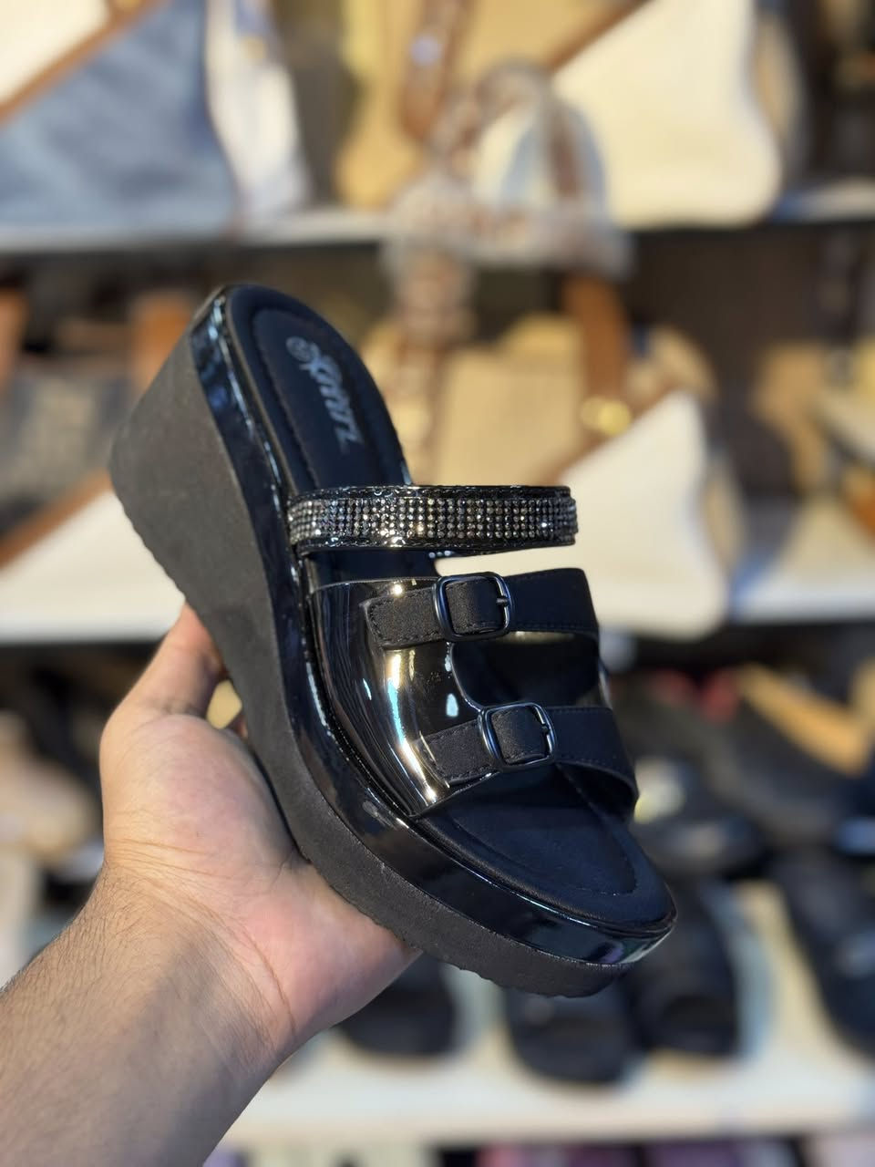 شحاطات فول طبي 

قياسات 37-41
و40-43


**إذا كنت صاحب هذا الإعلان وتريد حذفه لأي سبب، رجاءا أرسل رسالة إلى الدعم الفني**