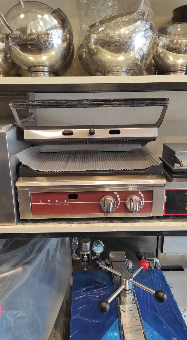 تجهيزات اغراض المطاعم جملة و مفرد 

للطلب و الاستفسار المراسلة خاص او الاتصال ‬ 
للاتصال و الواتساب : ‭‬ ***********

يوجد توصيل بغداد و جميع المحافظات 🚚

 #بيتزا #قلاية #همبركر #صواني #شواية #سكينة #سكاكين #كص #شاورما #بركر #تجهيزات #explore #instagram #اكسبلور #insta #facebook #تجهيزات_مطاعم #اغراض_مطاعم #مطاعم #شارع٦ #مواكب #بغداد #بركر #بيتزا #العراق
