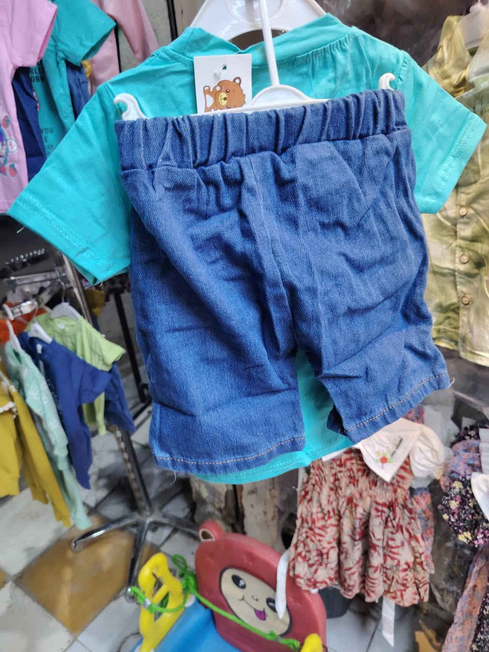 عرض العيد 😍💞💥 ب 4000  ب اربعة الاف فقط
تراك ولادي، بناتي خامة جميلة موديلات مختلفة 🌹🌳
العنوان /بابل المدحتية الحمزة الغربي/ شارع دكتور ثائر/ مجاور زيد و أيهم خلف التكاتك/ مجمع كرار /
للاستفسار أكثر راسلونا على المواقع أدناه 👇
رودينا بيبي  مجمع كرار
انستجرام
https://www.instagram.com/ru_dy_na?igsh=Z3Qyb2w4bDFjaDNj
تيك توك
https://www.tiktok.com/@mustafaalroobeiy?_r=1&_t=ZS-94ict5nvcji
واتساب ***********
تابعنا لترى الأجمل 🌹
#ملابس #عروض #ملابس_اطفال #العراق
