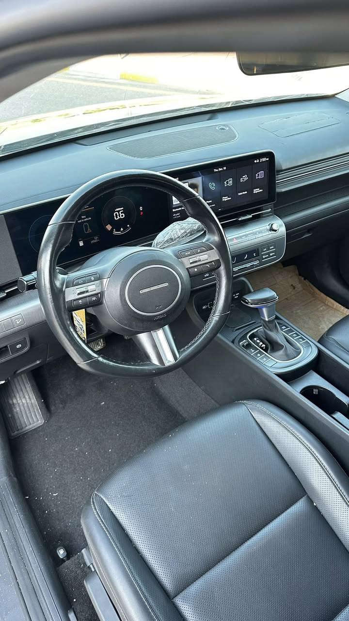 -
هونداي كونا 2024

فول مواصفات، 
، وارد أمريكي السيارة مكفولة من الصبغ  فقط دعامية مبدل نفس اللون  بدون رقم
 

المواصفات:

فتحة سلايد 
تدفئة مقاعد 
تدفئة ستيرن

- السيارة سمنتي غامق
- محرك 2000 دوش  
- بصمة تشغيل مع الأبواب والصندوق
- تشغيل عن بُعد
- هند بريك بصمة
- شاشة ديجيتال متصلة
- نظام ترحيب عند الاقتراب
- كرسي سائق كهرباء 
- رادار أمامي + خلفي + نظام النقطة العمياء
- تحديد مسار وتحذير عند الخروج عن الخطوط
- نظام أوتو بارك يضرب بريك عند الاقتراب
- أنظمة قيادة متعددة
- أوتو هولد
- نظام صعود المنحدرات
- إشارات في المرايا
- تبريد بيانو مناخي منفصل (أمامي وخلفي)
- تحكم ستيرن أربع جهات
- شاشة كبيرة لمس تدعم Android Auto وApple CarPlay
- كاميرا خلفية دوّارة  

- إنارة LED أمامية ونهارية  
- ⁠تبريد قطعتين 
- وضعيات قيادة سبورت + نورمال + سنو 
- رادار خلفي تنبيه عبور + بريك ذاتي 
- ⁠كار بلي بدون كيبل 

السيارة مكانها الفلوجة/ 
حي الشرطة 
 

***********

🚨162$
