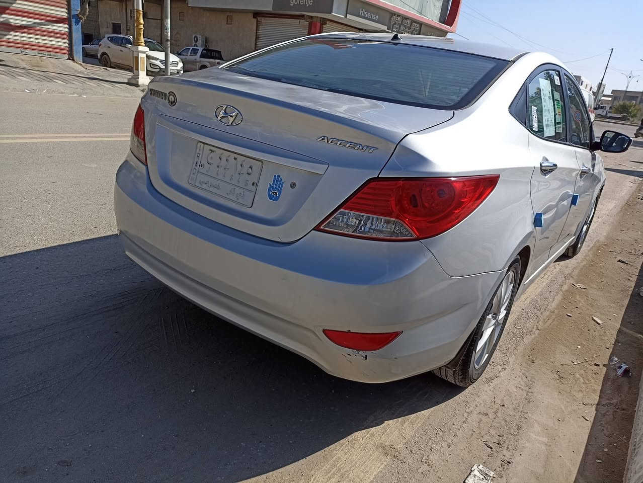 اكسنت 2013 خليجي بيهه باب وجاملغ مفتوحات بدون صبغ ومعجون وتصليح جاهزه كير مكينه حجم محرك 1600  حداديه تخم تاير. حره تحويل ثاني يوم مكاني بناصريه حي شهداء شارع نص سعر88 وبيها مجال شراي يتصل ***********
