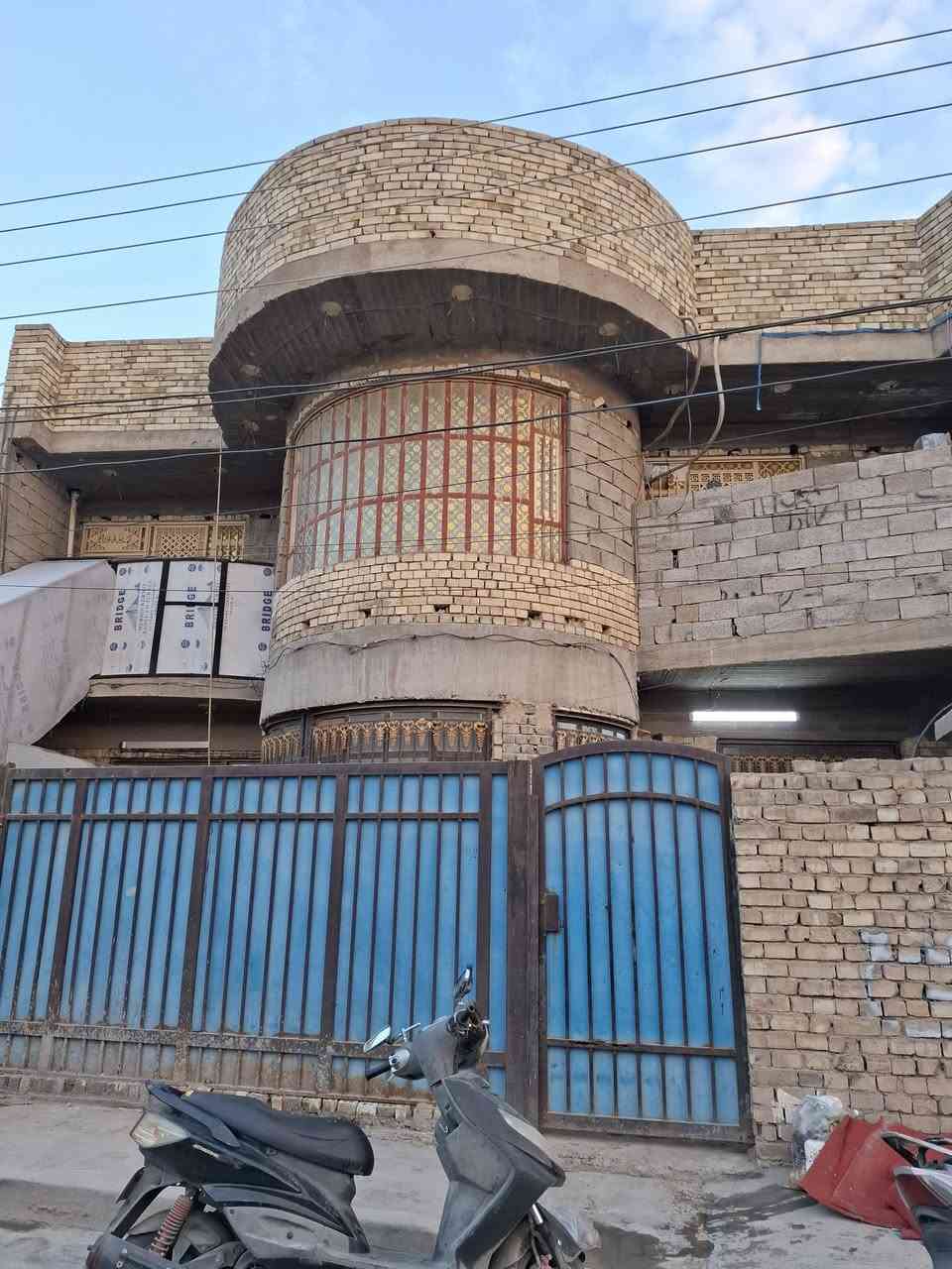 دار للبيع زراعي١٦٠م،نهايه شارع محمد الجواد 
خلف فرن الصمون السعر خاص ***********
