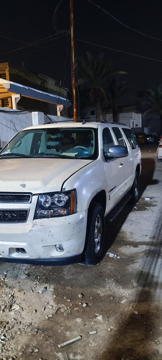 سلام عليكم شوفرليت يوكن مديل2008  مكينه وكير واكسن وحدادية تبريد  سياره ماعايزه كامله العنوان بغداد ***********
