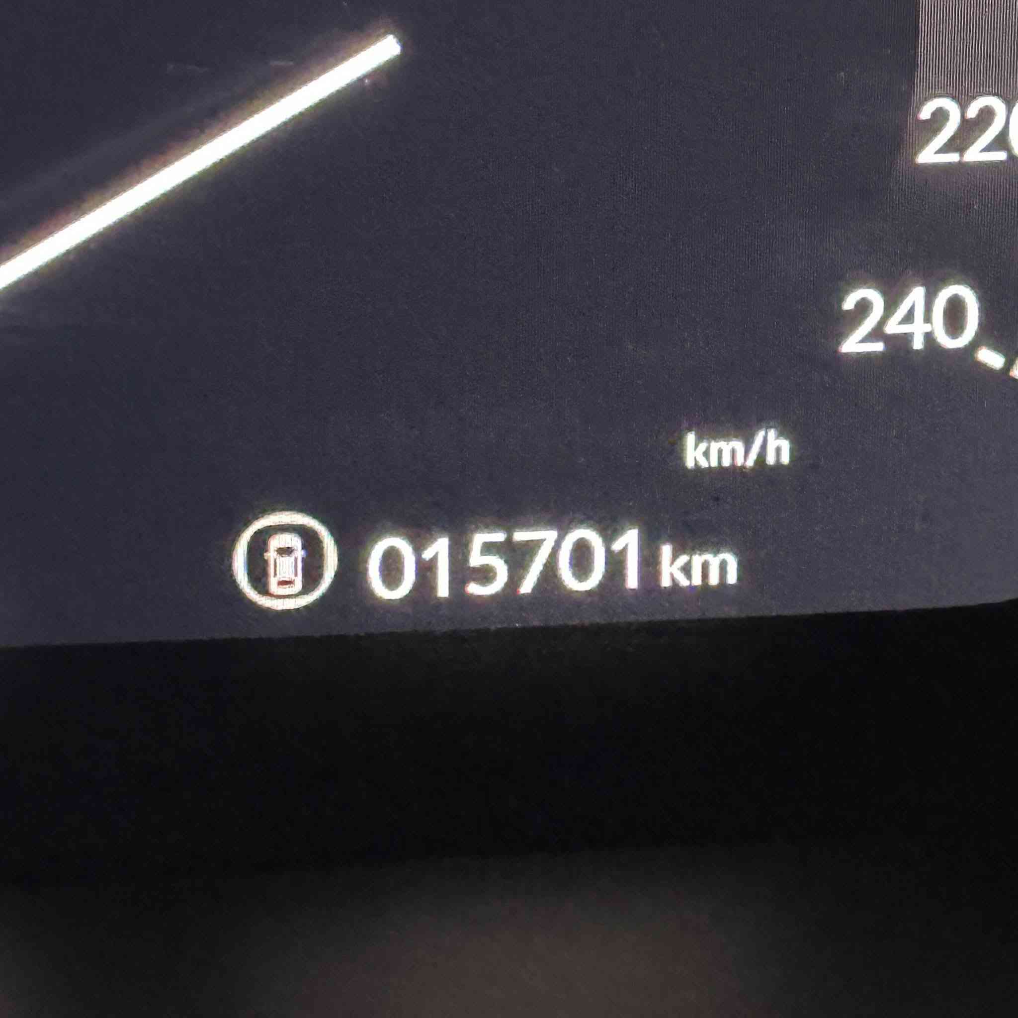 السلام عليكم
هوندا اكورد هايبرد موديل 2024
فئه سبورتL
السياره قطره صبغ مابيها فقط تعديل ذيل الجاملغ صفحه السائق
المكان بغداد العامريه
للاستفسار :***********
السعر 220  وبيها مجال بسيط
