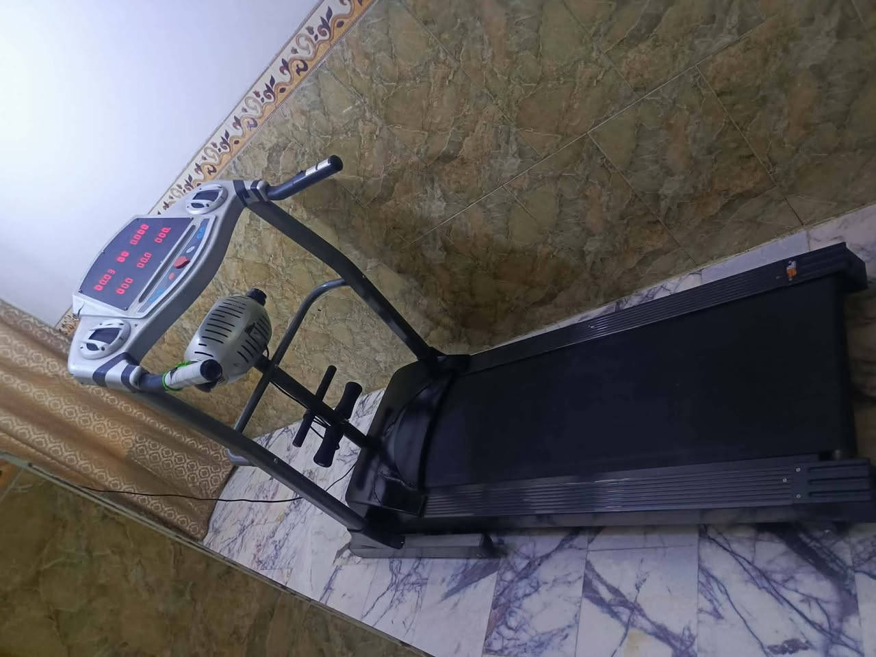 جهاز جري يشيل ٢٠٠ وزن سعرهه ٢٢٥ وبي مجال


**إذا كنت صاحب هذا الإعلان وتريد حذفه لأي سبب، رجاءا أرسل رسالة إلى الدعم الفني**