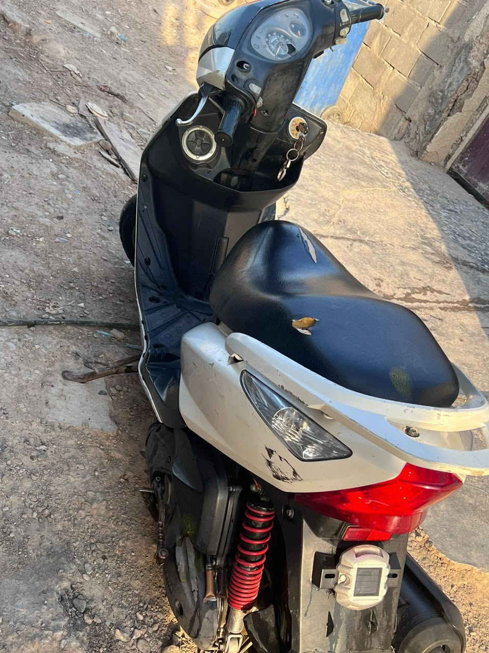سلام عليكم دراجه ثعلب 140 للبيع دراجه نضيفه مكاني بغداد شعب سعر 550 وبيهه مجال بصيط ***********
