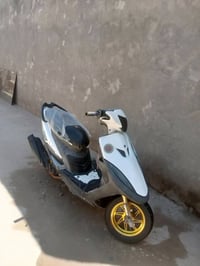 ماكس عدله • ١٢٠ • زنون