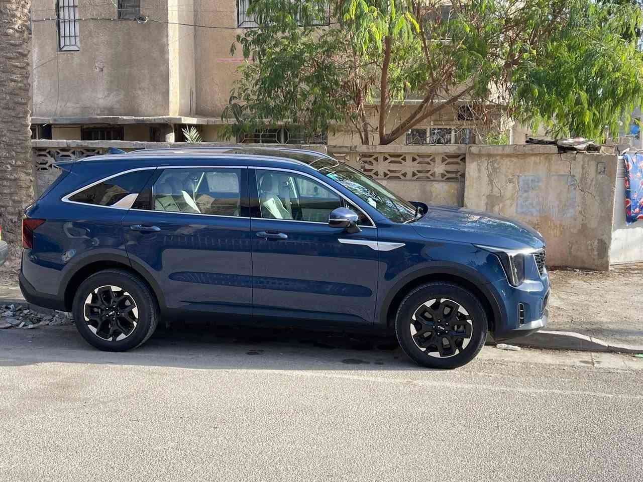 السلام عليكم للبيع سورينتو 2024 أمريكي رقم بغداد لون حلو مميز ماشي 21 الف حقيقي ب اسمي 

سيارة بيها ربع جاملغ صبغ فقط و باقي مكفول و صور الحادث مرفقة بالمشنور 

سيارة فول مواصفات 4X بصمة فتحة كشنات جلد بلادي اصلي داخل ابيض لد امامي فتحة بنوراما 7 راكب رادار توقف ذاتي كامرة خلفية مانع انزلاق تحكمات استيرن جهتين شاشة كبيرة اشاير بالمري وباقي المواصفات المعروفة 

مكان السيارة بغداد 

رقم الهاتف ***********
