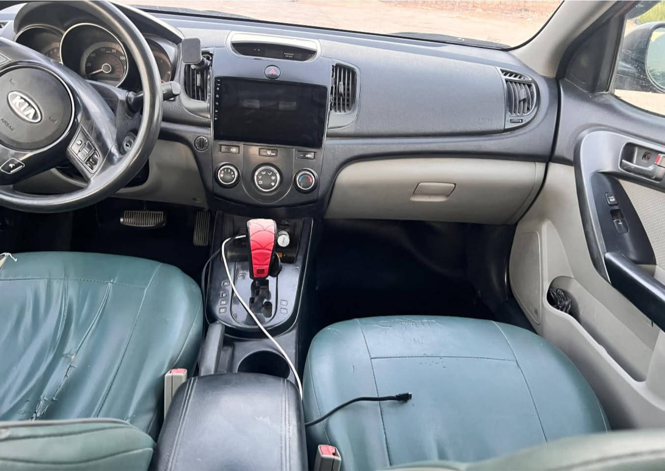 كيا فورتي 2010 امريكي رقم بابل بأسمي تحويل ثاني يوم كير محرك خير من الله   السعر ٨٨ وبيها مجال للاتصال على الرقم ***********
