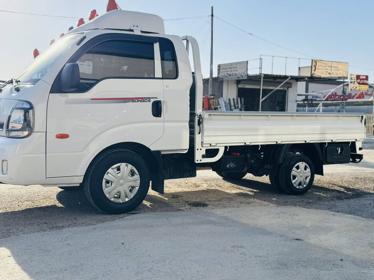 السلام عليكم كيا بنكو مسكر 2023  ماشيه 40 الف السياره ع وضع الشركه  السياره فحص موقت تترقم اي محافضه بيهه طخه بصيطه بلقماره اثناء التحميل ترهم بيع او مراس السعر ١٦٠  وماكو هيج سعر مكانهه بابل للاستفسار *********** //***********
