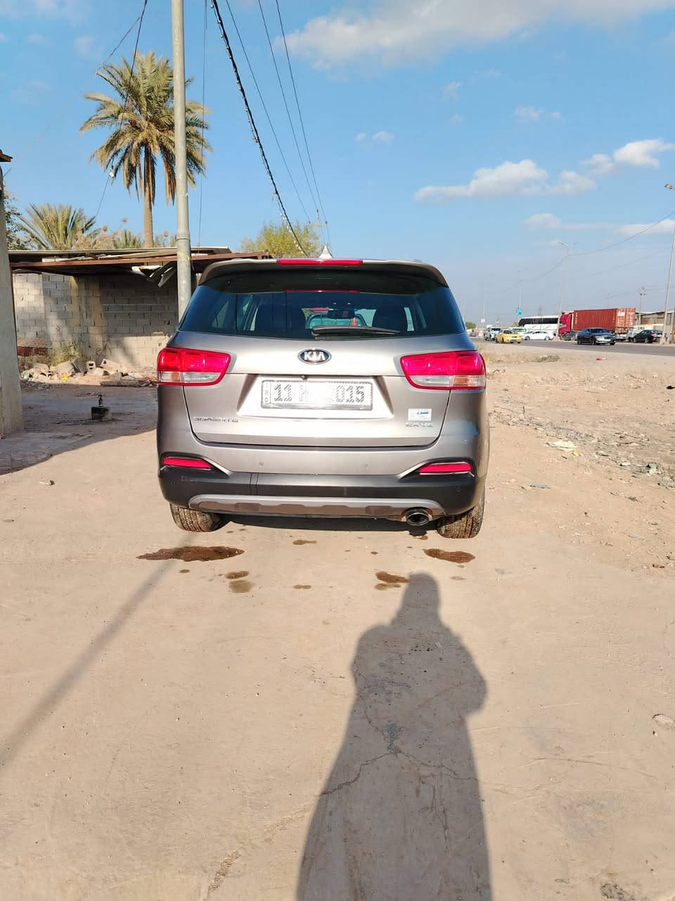 السلام عليكم 

للبيع فقط بدون مراوس 

سورنتو 2018امريكي حادثها بدون دواخل والسونار مرفق مع الصور 

فول مواصفات/EX ماعدا البنوراما 

1/بصمة تشغيل 
2/شاشه نفكيشن 
3/جنطه كهرباء 
4/كامره 
5/حساس امامي خلفي 
6/كشنات جلد 
7/كشنات كهرباء 
8/سبعه راكب 
9/ثلاث قطع تبريد 
10/مري شفط 
11/سته سلندر 
12/تدفئه وتبريد بالكشنات 
13/وضعيات قياده متعدده 

وبعد مواصفات الEXالمعروفه 

ماشيه 65الف 

السياره رقم بغداد تحويل مباشر ورقمها انكليزي الجديد (مشروع وطني)

السياره جاهزه من كلشي 

السعر/210$وبيه مجال للشراي 

مكاني بابل المسيب 

لأستفسار/*********** الشراي يتصل وبيه خير ويدلل
