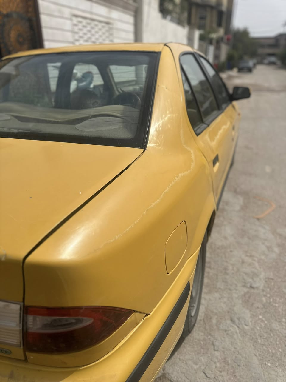 السلام عليكم سمند ناطق موديل 2012 السياره حلوه وخير من الله مكينه وكير كلش ممتاز  حداده 100%100 طخم تاير جديد امس شاده  ما بيها خياسات سنويتها تنتهي   2028 سياره  الله شاهد كلش حلوه كهربائيات كلها شغاله تبريد نقص غاز فقط  السعر ب 33وبيها مجال حك الجيه   السياره بالبصره القرنه
موبايل ***********
