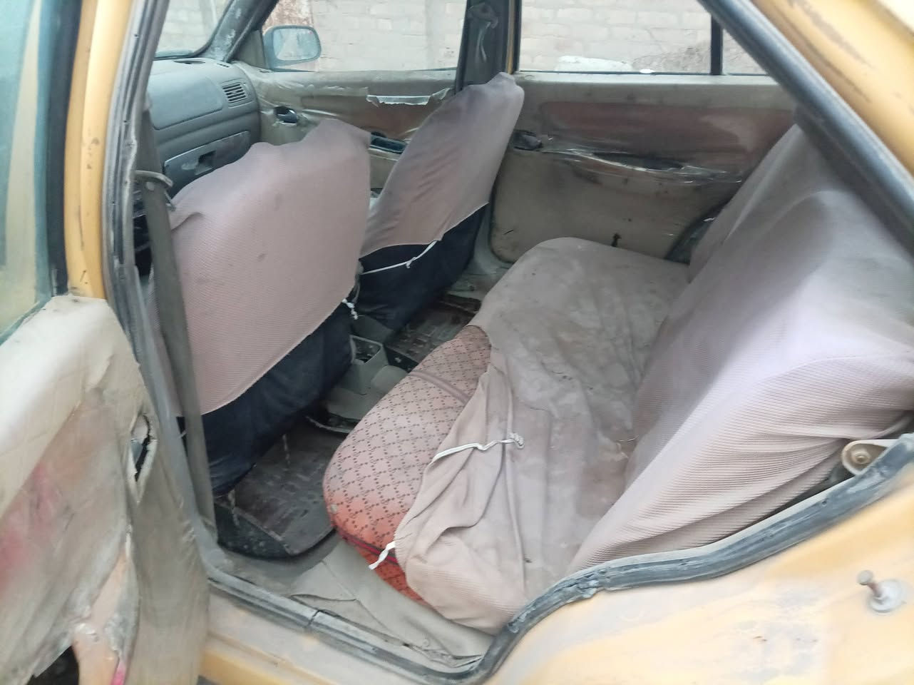 السلام عليكم ورحمة الله وبركاتة سيارة شيري كوين موديل ٢٠٠٩ لون اصفر رقم بغداد سنويه باسمي خاليه من الغرامات و الهيئه محرك كير كورله ابيع كوم حديد السعر ٢٥ وبيه مجال قليل رقمي *********** مكان السياره واسط قضاء الصويرة
