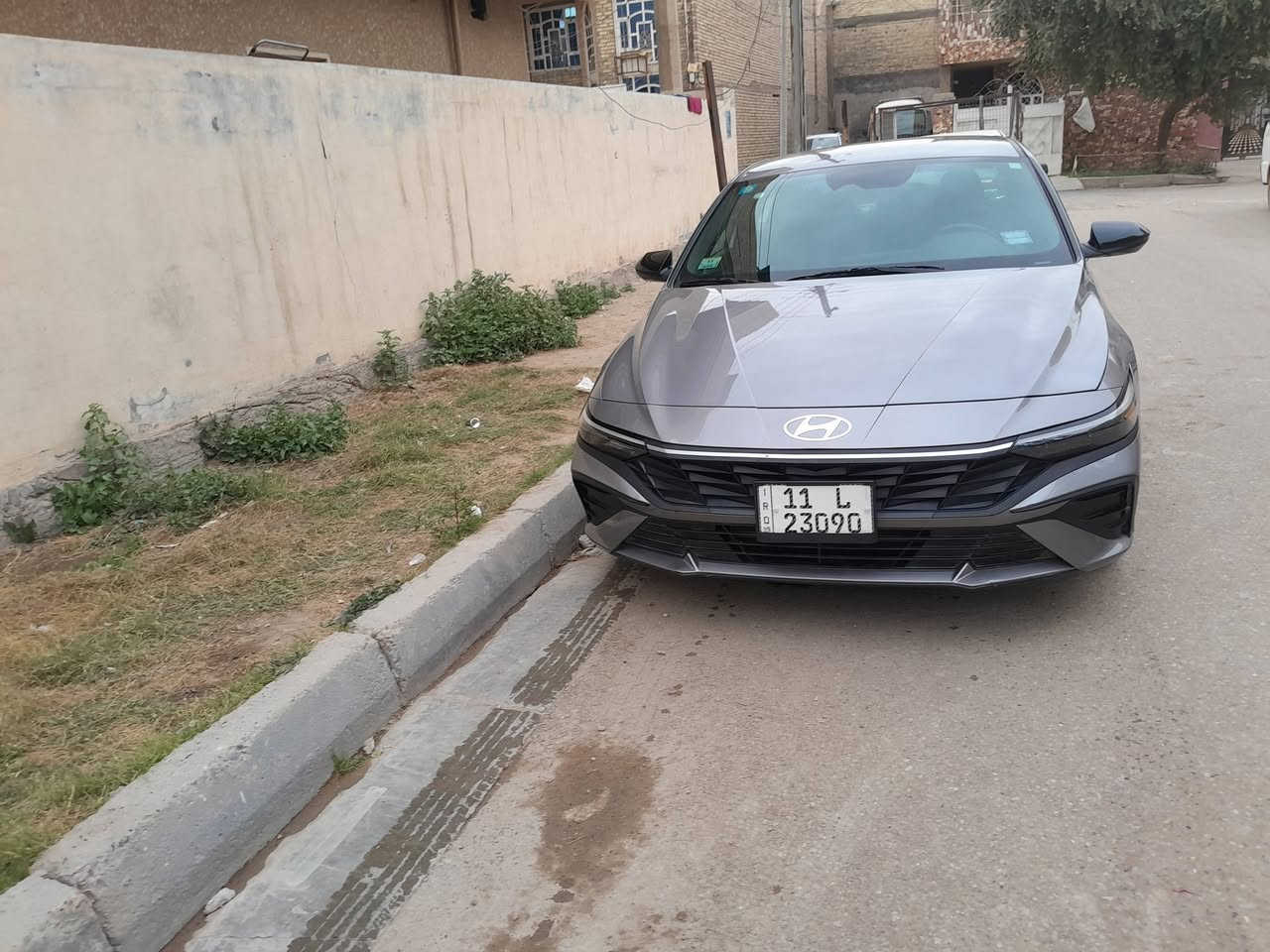 السلام عليكم النترا موديل ٢٠٢٥ وارد أمريكي ماشية ١٩ الف رقمها بغداد مكينة ٢٠٠٠ دوش للاتصال ***********
