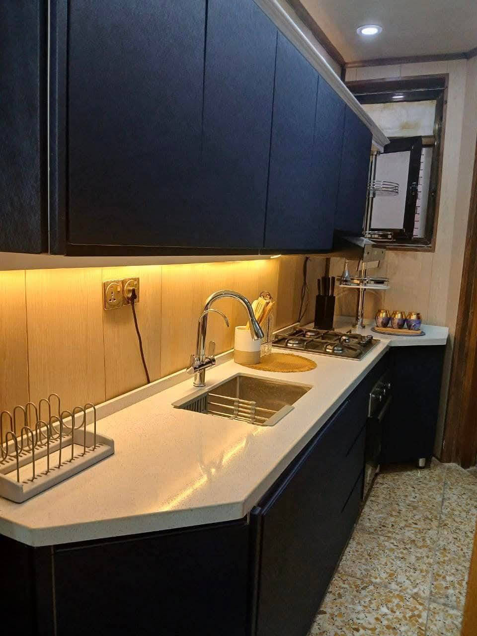 تحيه طيبه 

نعمل كافه المطابخ الامنيوم والمطابخ التركيه الحديثه 
والشبابيك ومحجرات وصيانه المطابخ لاستفسار *********** 
مكان العمل الكاظميه الثانيه شاطى التاجي قرب سيطره الطي نزال بيت مرهون
