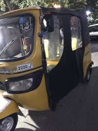 تكتك  TVs موديل 2020مكفوله كفالة عامه شرط محرك برغي مامفتوح بيها لاستف...