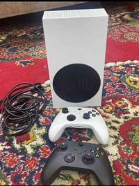 اكس بوكس سيريس اس • ٥١٢جيجا • جوستك اضافي