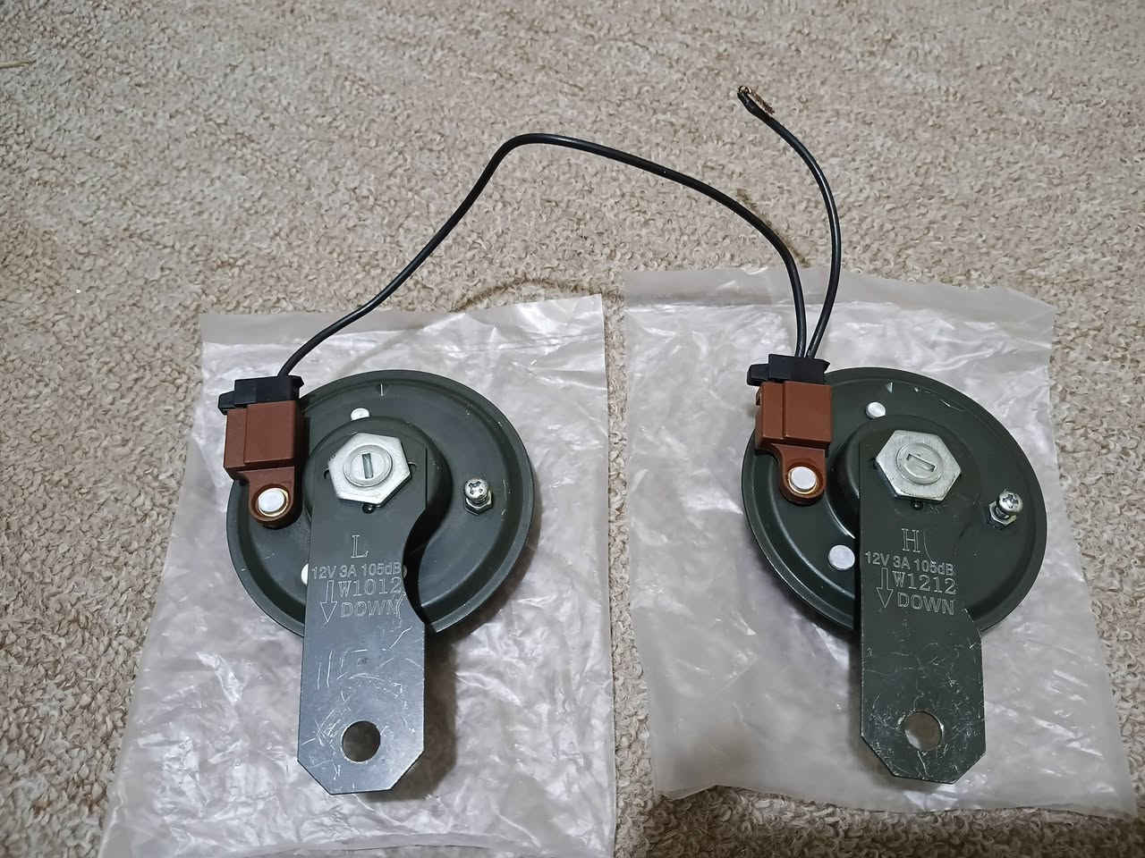 هـورن سـيدان اصلي فـيشه حمرة دكته حلوه صارلي يومين من اشتريته رايده ب7 مكاني بصرة


**إذا كنت صاحب هذا الإعلان وتريد حذفه لأي سبب، رجاءا أرسل رسالة إلى الدعم الفني**