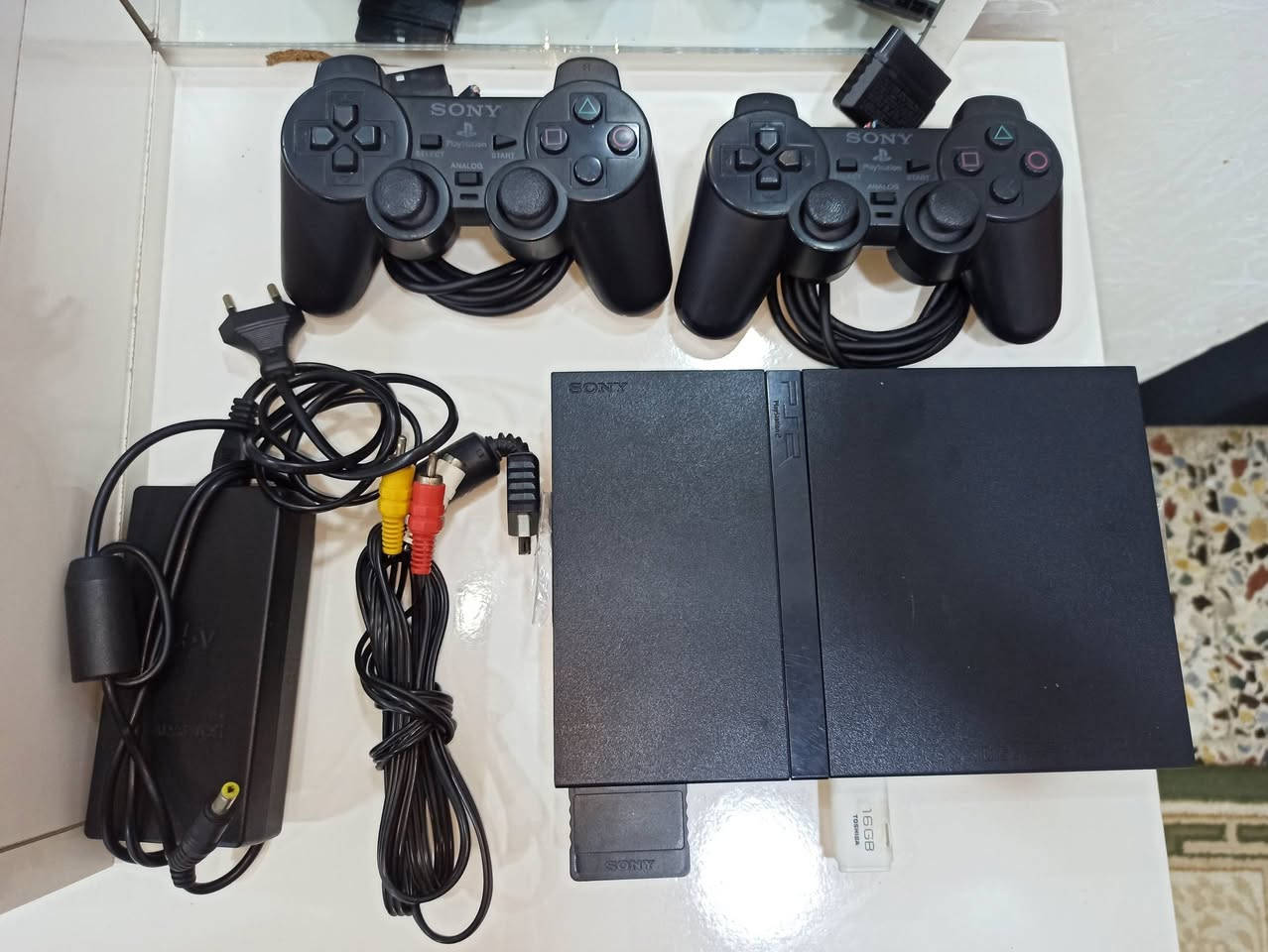 سلام عليكم
مره خصت الادمنيه 

عندي بلي تو نضيف بمعنى الكلمه واستخدام كلش قليل وبي العاب كلش هواي وبي طوبه نسختين وحده 2015 والثانيه 2018 سعره 50 وبي مجال قليل مكاني بابل المسيب توصيل ماعدي وهذا رقمي  ***********
