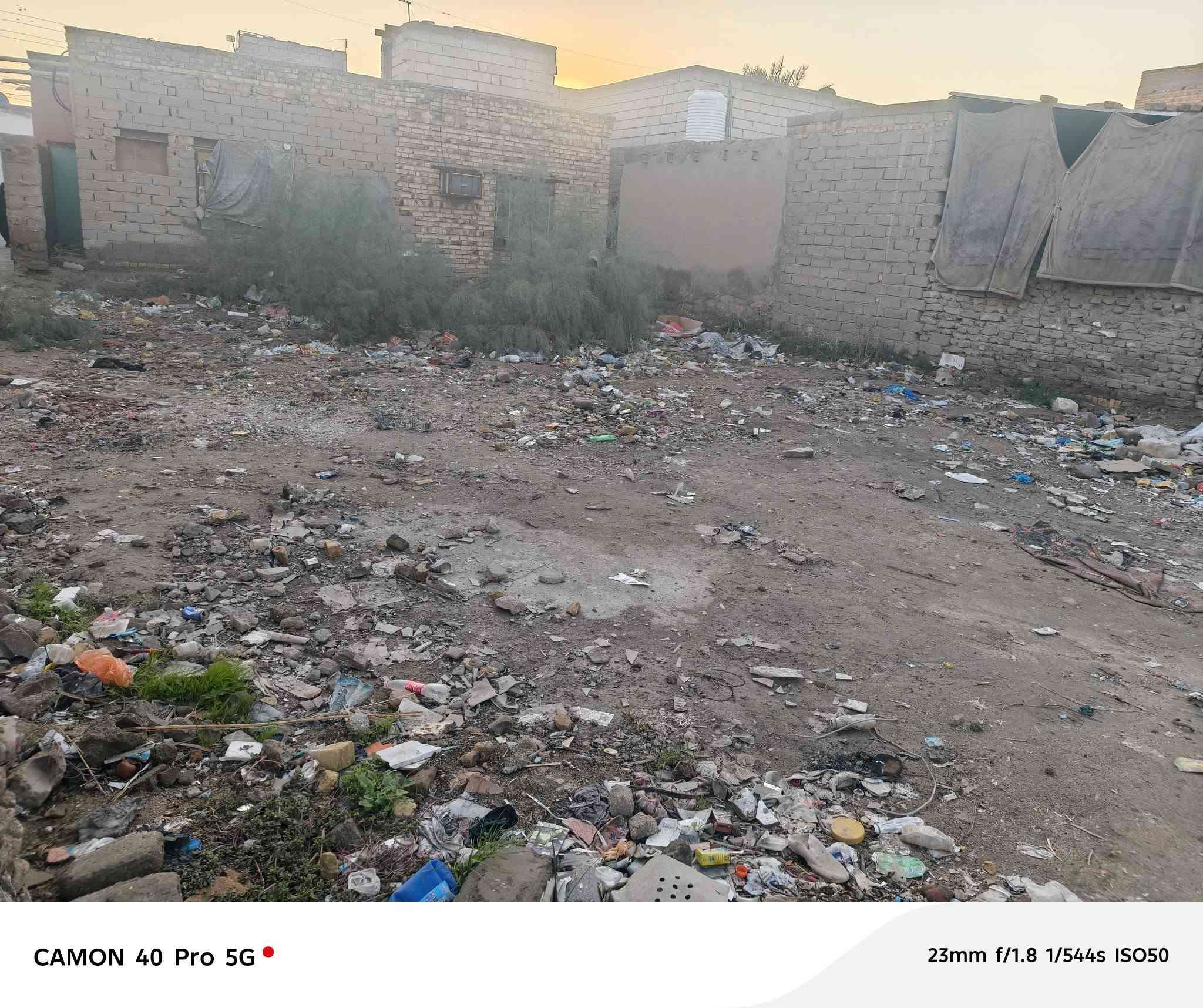 قطعه لبيع طابو صرف مساحة ١٧٥ ناحية الفضليه حي نور خدمات ماء كهرباء شارع مجاري شارع صب سعر ٢٨ وبي مجال قليل وتصال عله رقم *********** وتصال عله واتساب
