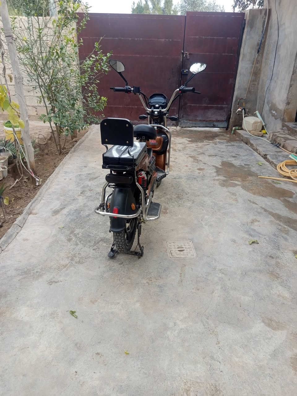 بايسكل شحن للبيع 5 بطاريات اخو الجديد 2026 مستخدم شهرين حجم كبير اكبر شي السويج 2 بصمات 2 ريمونت 2 مكان ديالى دالي عباس السعر 750 أو بي مجال اتصال عل رقم ***********
