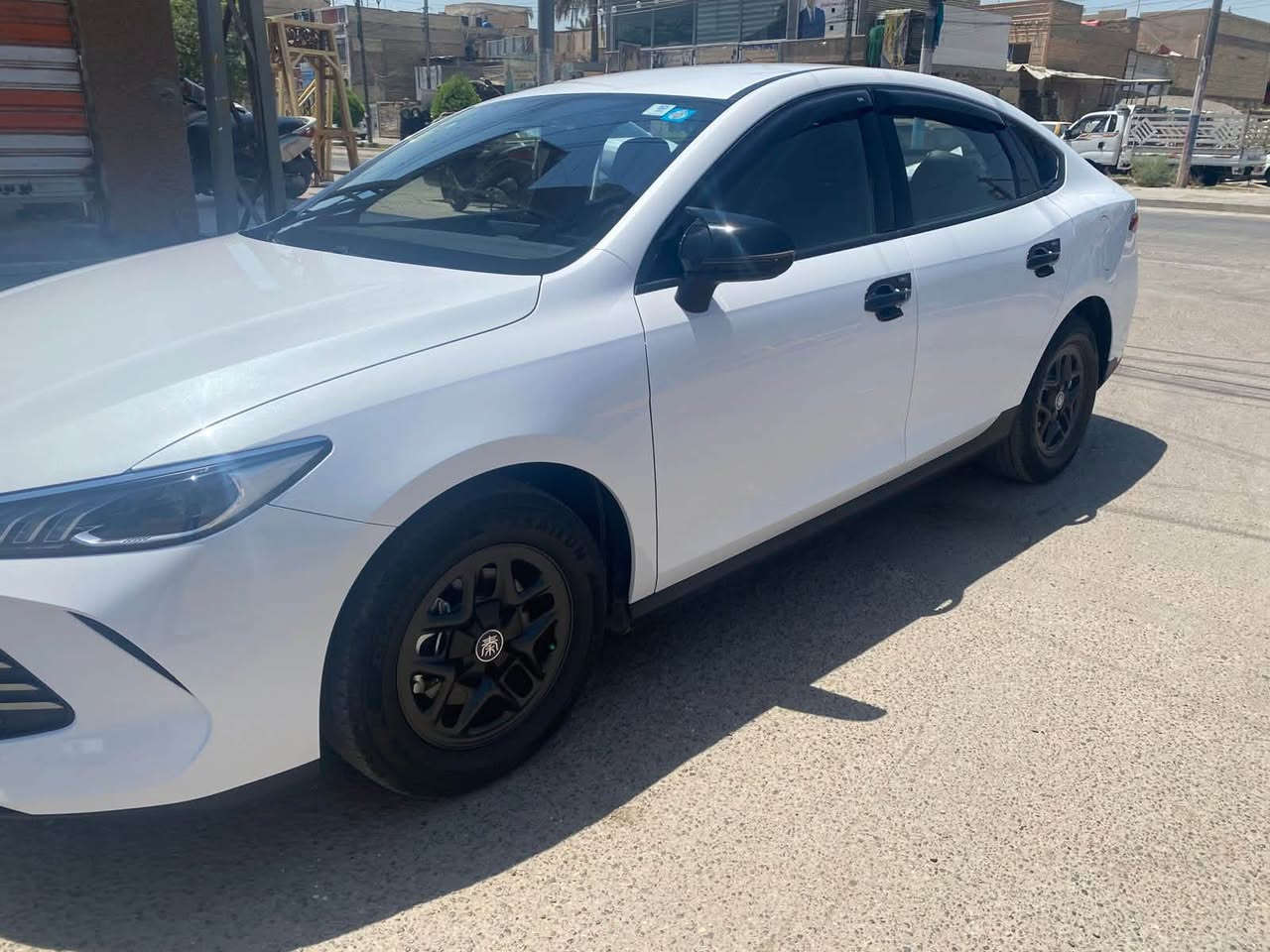 سياره للبيع BYD كن بلاس موديل ٢٠٢٥
بعدها بحاله الشركه
ماشيه 9000
كفاله عامه  
مواصفات معروفه 
شاشه 
كأمره كشنات جلد داخل اسود وزيتوني 
18.600 مليون
*********** ابو عبدالله مكلف بنشر

