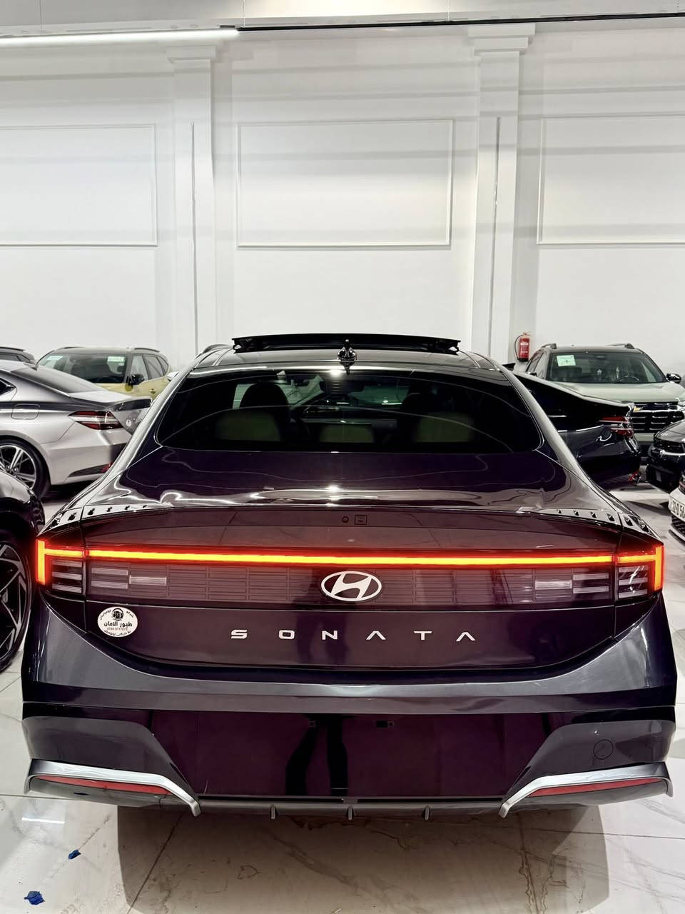 السلام على من رد السلام 👋🏻
سوناتا موديل 2024 الشكل الجديد ❤️
وارد امريكي 🇺🇸🇺🇸
ماشية 7000 ميل 👍🏻
حجم المحرك 2500 
مواصفات 
بانوراما (سلايد روف)
بصمة تشغيل عن بعد 
رادارات امامي وتحديد مسار ورادارات جانبية 
دشبول ديجتال 
هيتر كشنات 🔥🔥كشن سائق كهربائي 
داخل ابيض 
صندوق ذكي 
Smart trank
سايد بريك كهربائي 
اوتو هولد ☑️
شاحن موبايل واير ليس 
حادثها خلفي فقط مسطة اسفل الصندوق صبغ
صور الحادث مع الصور 👇🏻👇🏻 
يعني بجم كبس ايربكات سليمة ❤️
السيارة تترقم شمالي فقط 
السعر بدون رقم من الاخير ((((218$))))
مكان السيارة اربيل 
الشراي يتصل ويتدلل
***********📞
***********📞
#سوناتا
#ياسرالعلاف
#اربيل
#العراق
