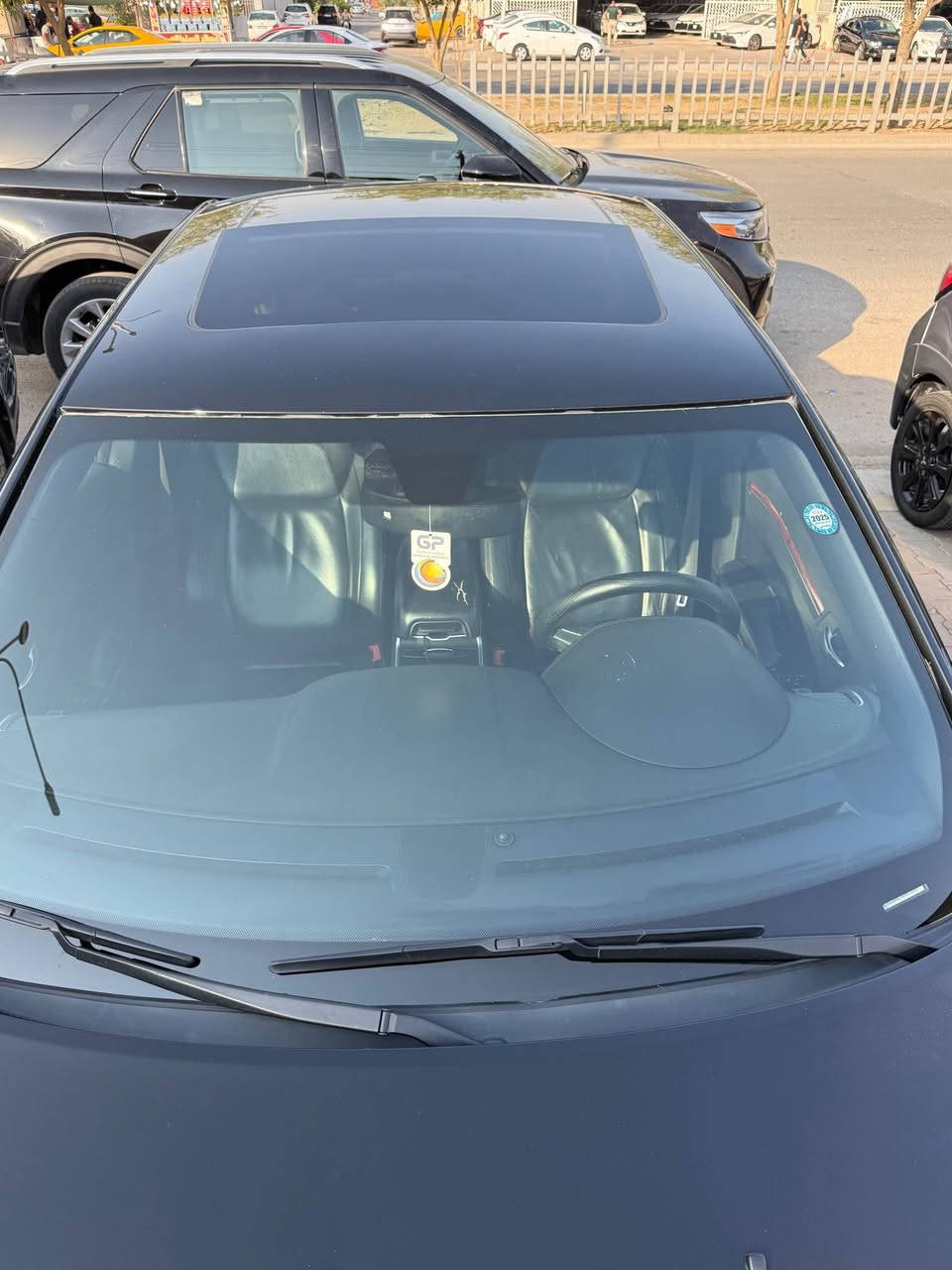 سلام عليكم اوباما 2013 سياره فول نص جامرلغ صبغ طرف السكن امامي بدون دواخل شرط تحويل كود دفتر بانزين ماشيه 142ميل 
بنوراما 
كير طياري 
شاشه كبير 
مكان السياره :طوز خورماتو
الاستفسار اتصال عل رقم الهاتف فقط :*********** 
السعر :190$ طوز, صلاح الدين
