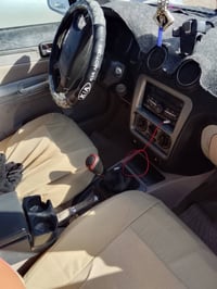 سي كي جيلي موديل 13 رقم انكليزي سنويه لل30 راعيه يريد تحويل كير  عادي ...