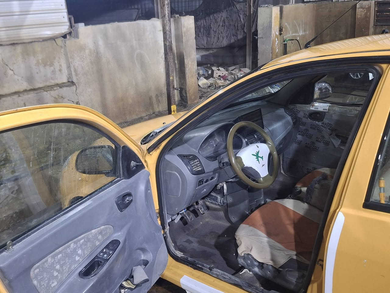 السلام عليكم طيبة كفاله عامة موديل 2015 عنوان الديوانية رقمها واسط السعر36 وبيهامجال (***********)
