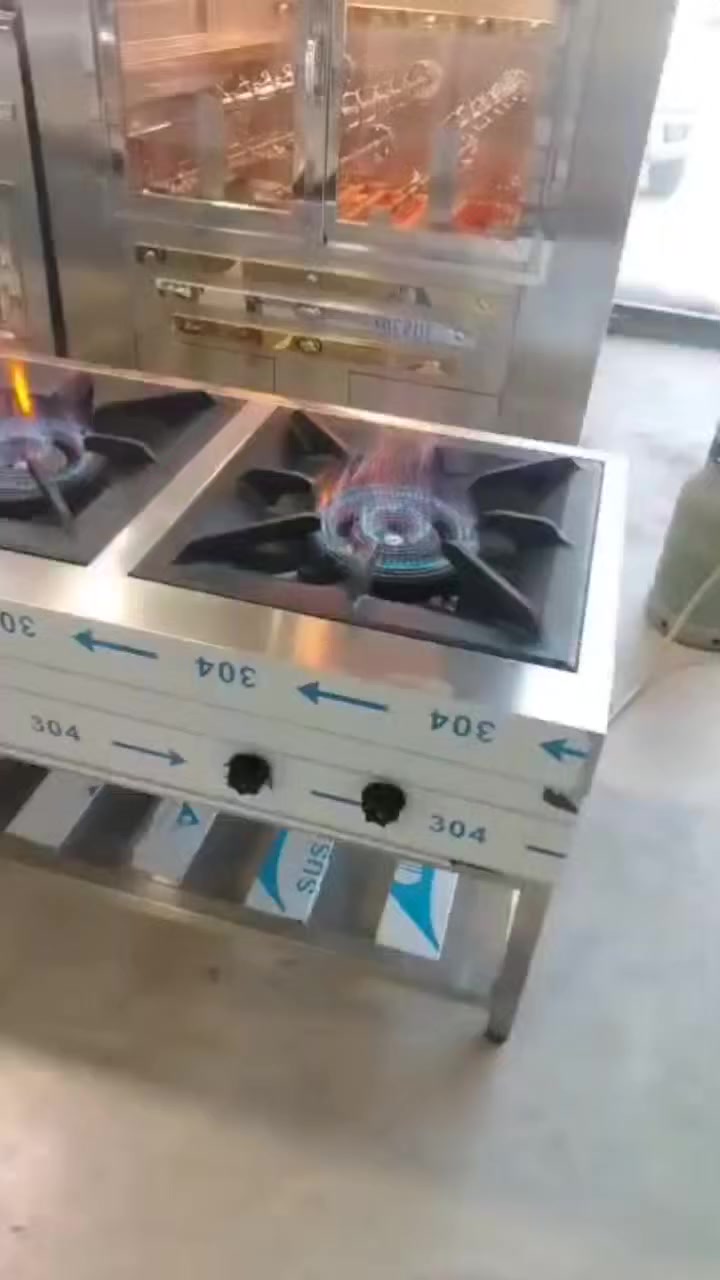 سلام عليكم طباخ سلستيل طول متر نزال ٥٥ ارتفاع ٩٠ كاك تركي دبل عين مغلف ستيل للاستفسار الاتصال على الرقم ***********
