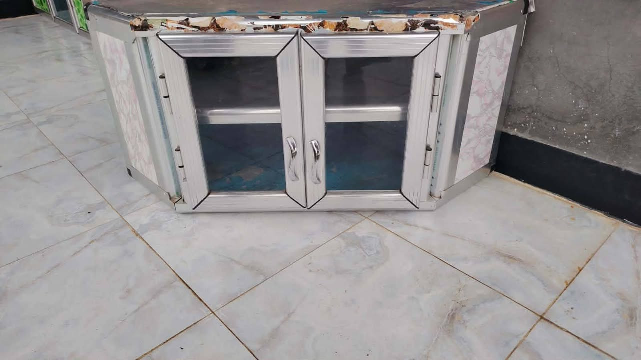 البيع كامنتر نضيف حطاطه ٣متار وسنك متر ونص ٢٥٠ وبي مجال لشراي


**إذا كنت صاحب هذا الإعلان وتريد حذفه لأي سبب، رجاءا أرسل رسالة إلى الدعم الفني**